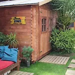 7 Waves Surf Hostel