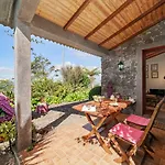 Quinta Devonia By An Island Apart