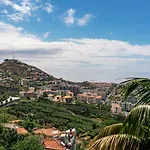 Vila Papagaio Verde by Travel to Madeira