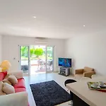 Modern 2 Bed Apartment Vale Do Lobo