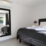 Maanuel Apartment