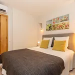 Cabanas Apartments Sea View