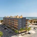 Oceanfront: Luxury Magnificent Views And Pool
