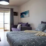 Wonderful Studio Apartment In Front Of The Beach