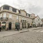Passeio Da Avenida - Central Avenue Apartment With Elevator