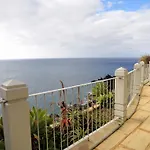 Finest Rentals - Beachfront Penthouse