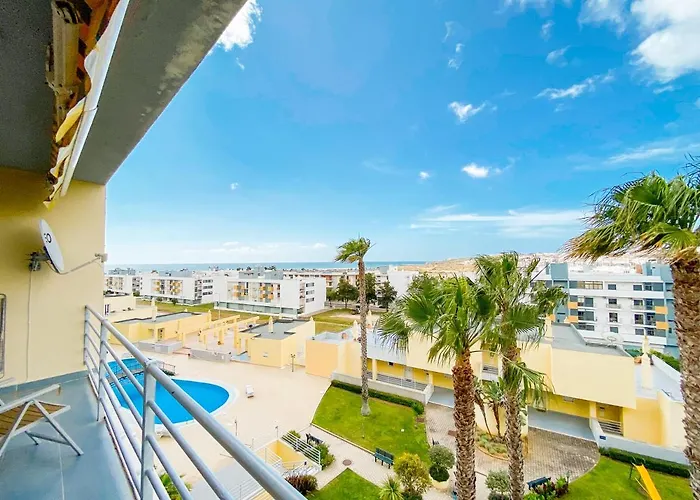 Sea View Apartment By Beach & Marina #1869