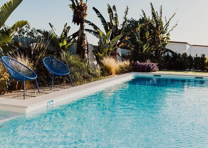 Vila Milreu Guest House