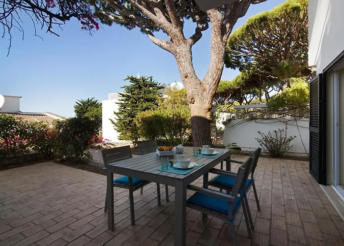 Casa Allan