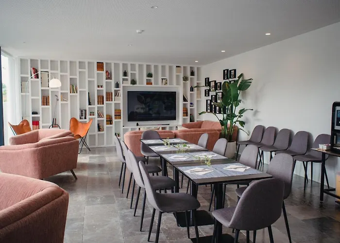 A House In Estoril - Adults Only