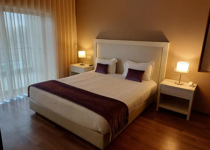 Hotel Monte Lírio