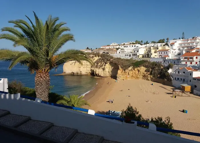 Urban Beach - Casa Amarela