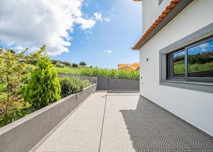 Canhas Residence I By Madeira Sun Travel