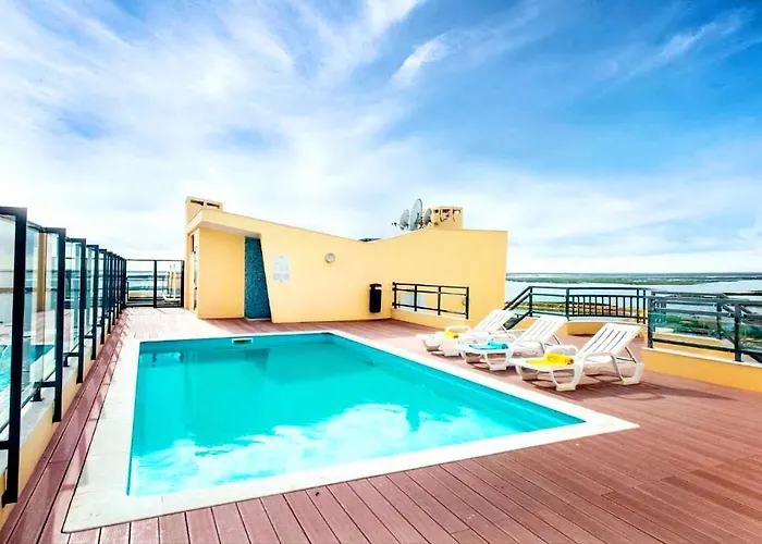 A Gaivota Ria Formosa Waterfront Lux Apart With Pool, Olhao, Algarve