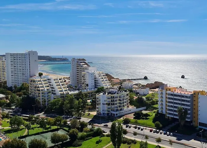 Vista Bonita With Views On The Ocean And The Hills