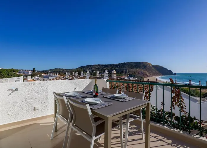 Casa Rujo - Waterside Village House
