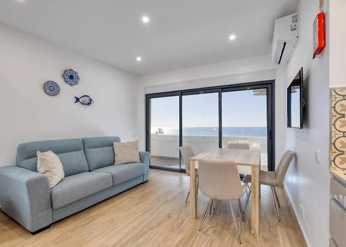 Torralta Oceanfront Luxury Apartment
