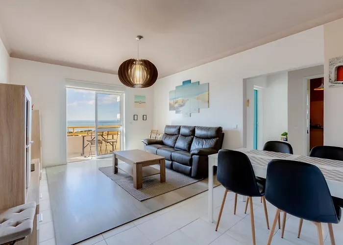 Max Crib - Seafront 2 Bedroom Apart With Ac And Private Parking In Armacao De Pera