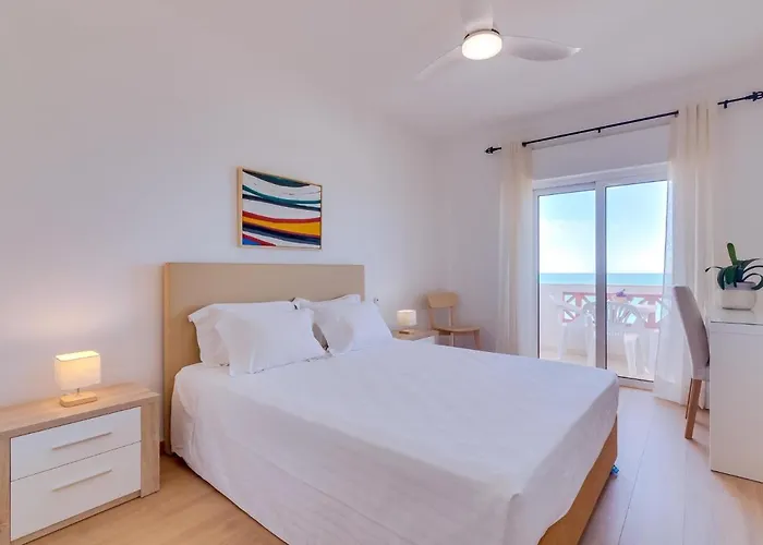 Al - Apartamento Girassol Beach Front Quarteira