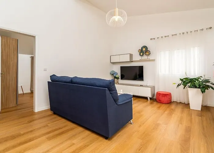 Fenix House