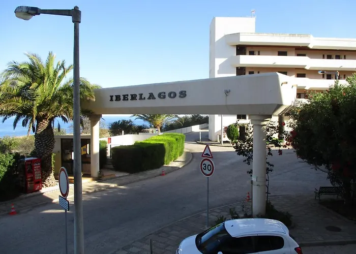 Dona Ana Beach Lagos - Cozy Flat