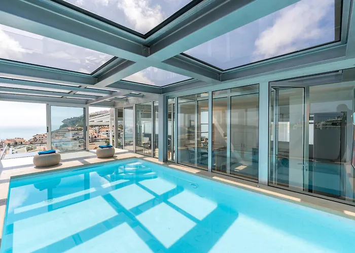 Penthouse Boa Vista - Private Pool & Sea Views