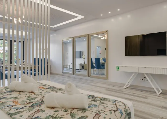Torre Palace I By Atlantic Holiday