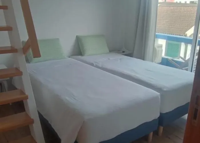 Porto Pim Guest House