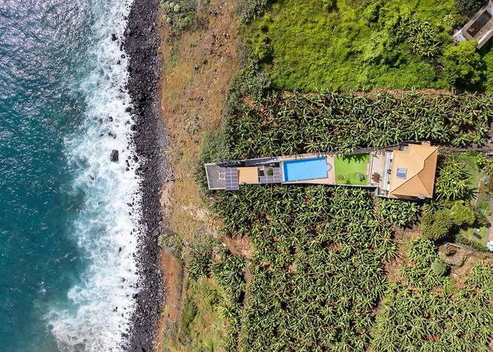 Infinite Ocean View Villa 20M Above Ocean & Beach