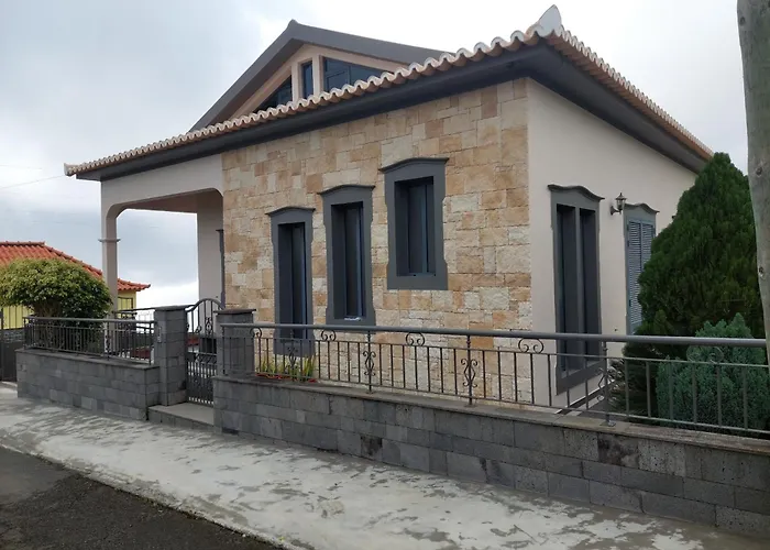 Casa Do Vale Da Estrela