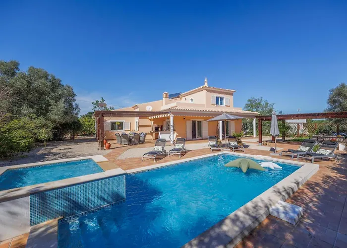 Stunning Countryside Villa W Private Garden & Pool