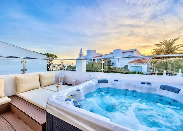 Stunning 2-Bedroom Beach Retreat In Vale Do Lobo