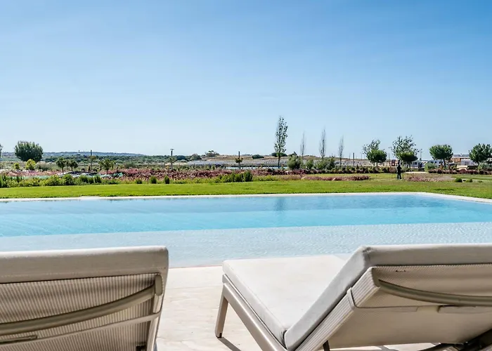 Beachfront Garden & Spa - Indoor And Outdoor Pool