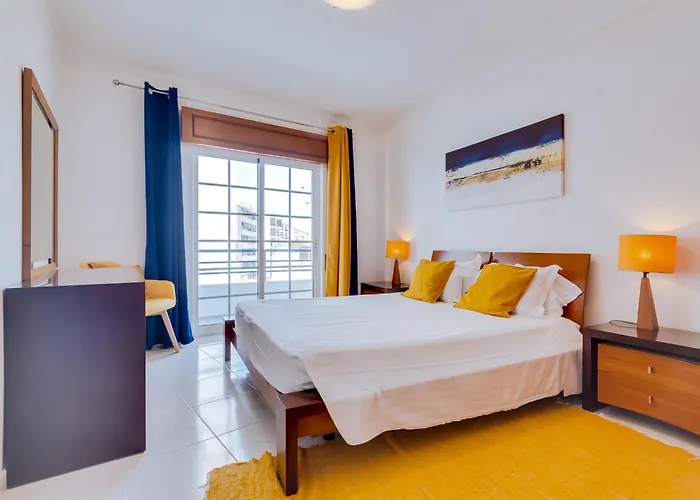 Central 2Bdr Apartment In Quarteira