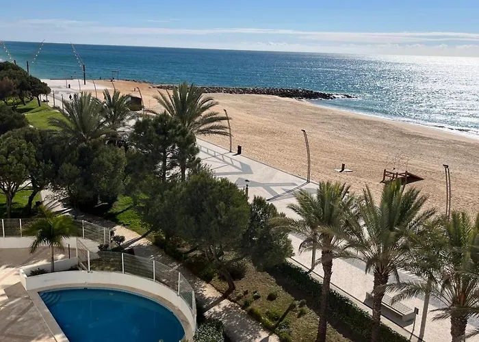 Centralgarve - Beachfront With Pool Penthouse
