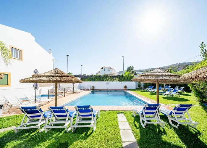Oasis Beach Apartments