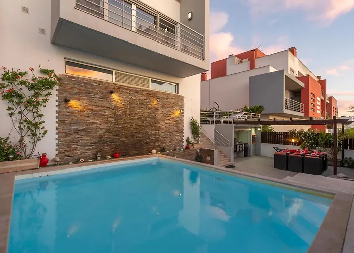 Vila Cantinho Algarvio Vista Rio