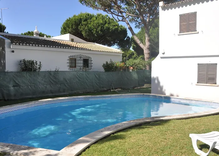 Lovely Villa In Vilamoura With Private Pool