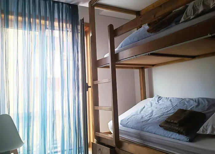 Cachinnans Hostel & Apartments