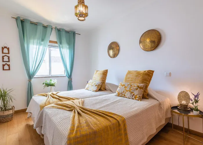 Cozy And Stylish Beach Flat