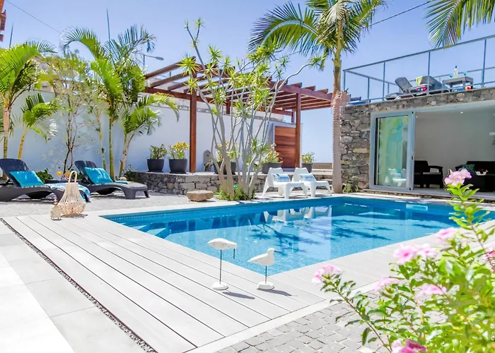 Madeira Beach House By Atlantic Holiday