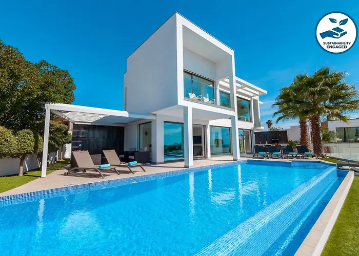 Villa Catalina By Algarve Vacation