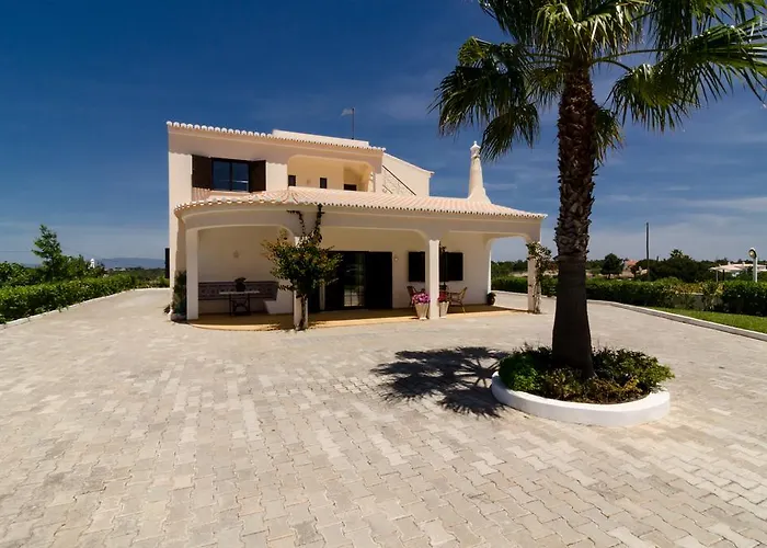 Villa Larotil
