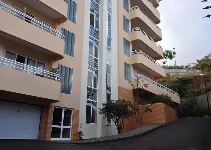 Colinas Do Lido Apartment