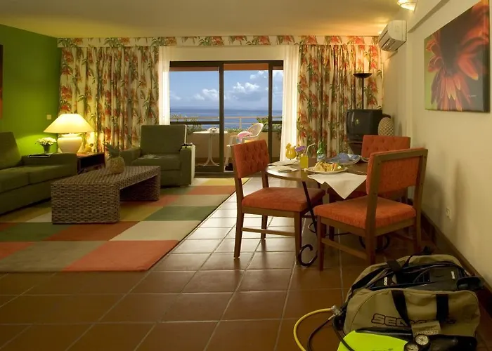 Pestana Gardens