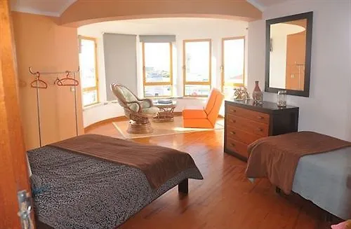 Pksc - Surfers Beach House