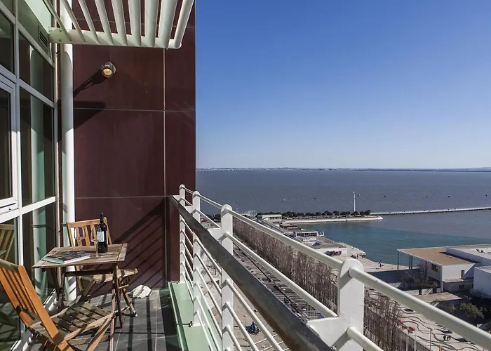 Rent4Rest Lisbon Parque Das Nacoes 17Th Floor River View