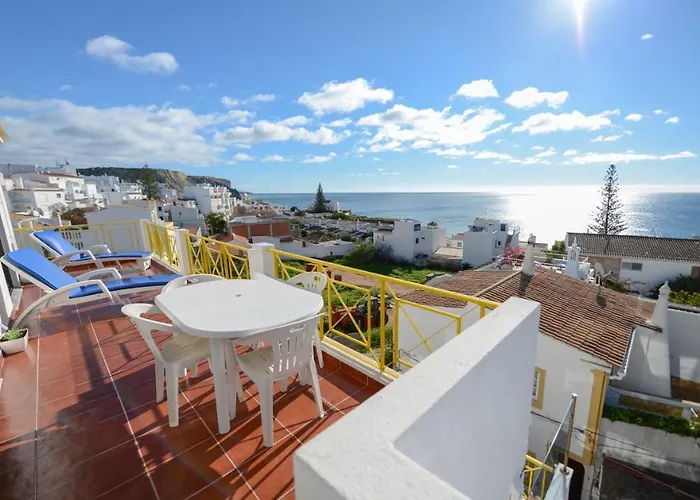 Luz Beach Ocean Front Apartment