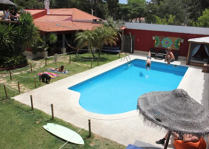 7 Waves Surf Hostel
