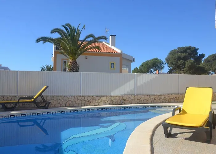 Villa Barros By Galantevasques